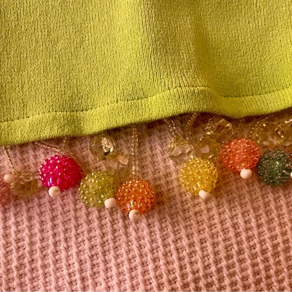 Joseph A. Lime Green V-Neck 3/4 Sleeve Knit Top with Colorful Beaded Tassel Hem - Picture 2 of 4